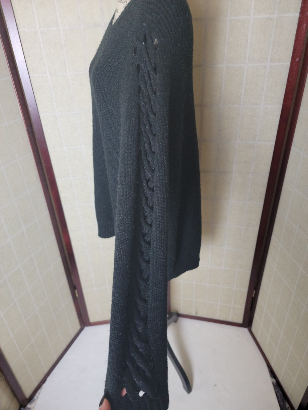 Love Riche Sweater - Picture 4 of 8